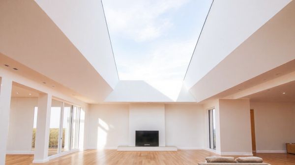 Top benefits of custom rooflights for stunning interiors