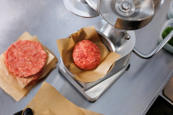 How to prepare delicious hamburgers at home?